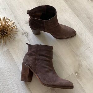 Latigo Jambalaya Brown Suede Pull On Ankle Boots sz 10 chunky heels leather fall